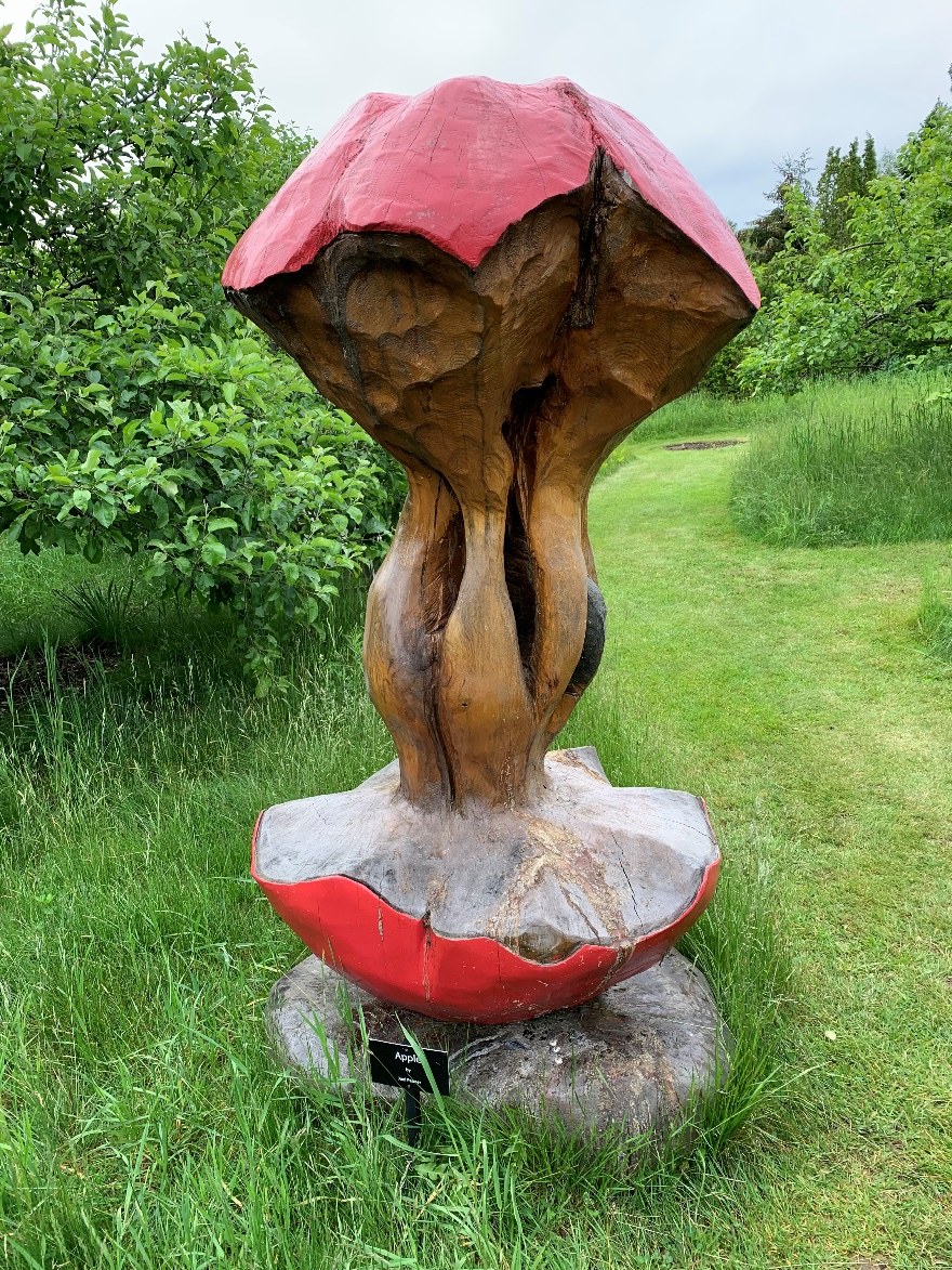 Apple Core – Kingsbrae Garden